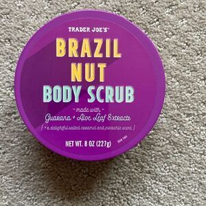 Trader Joe’s Brazil Nut Body Scrub. New.